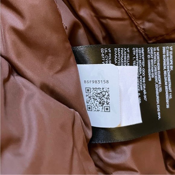 The North Face Women’s 1996 Retro Nuptse Jacket - Picture 10 of 10